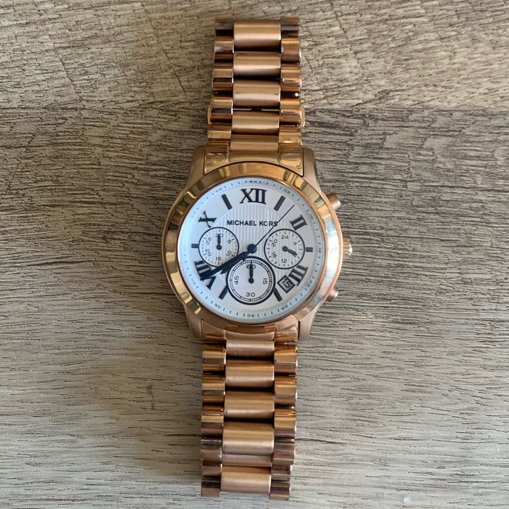 Michael Kors rose gold watch